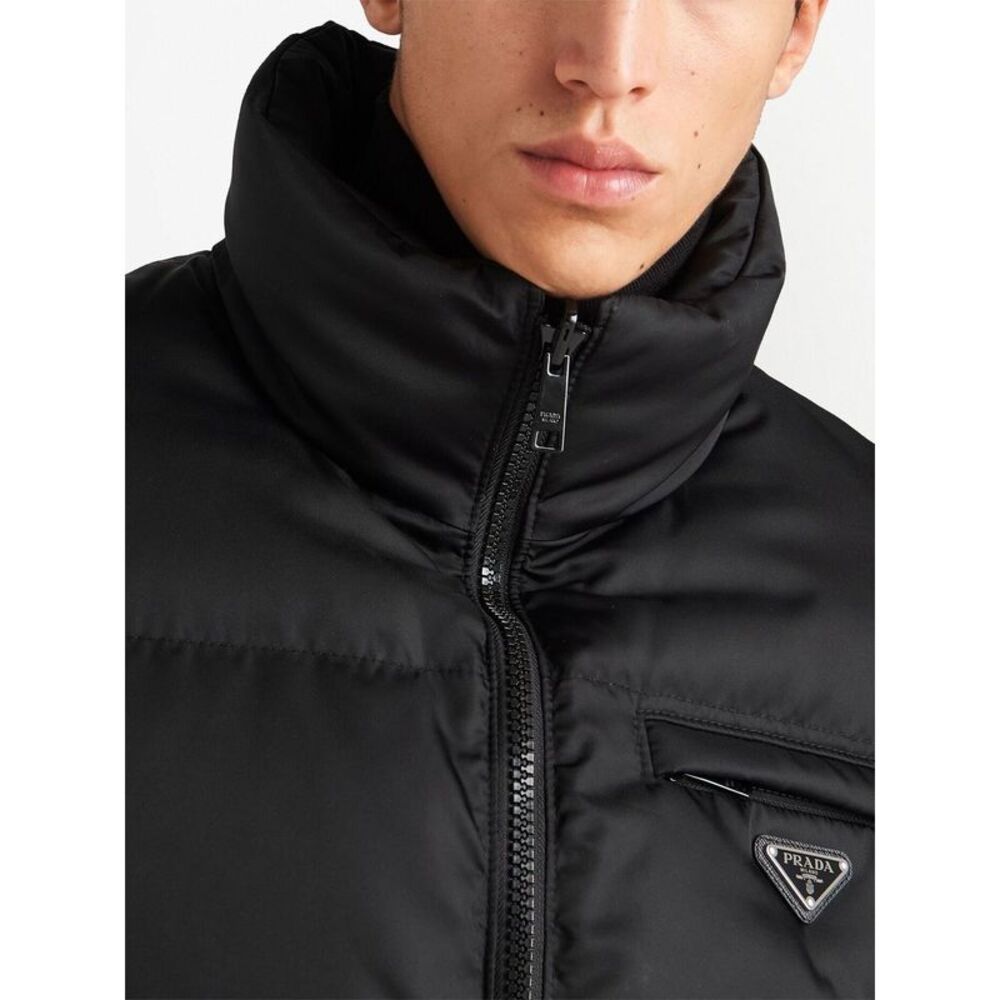 PRADA REVERSIBLE DOWN JACKET IN RE-NYLON - Picture 3 of 5